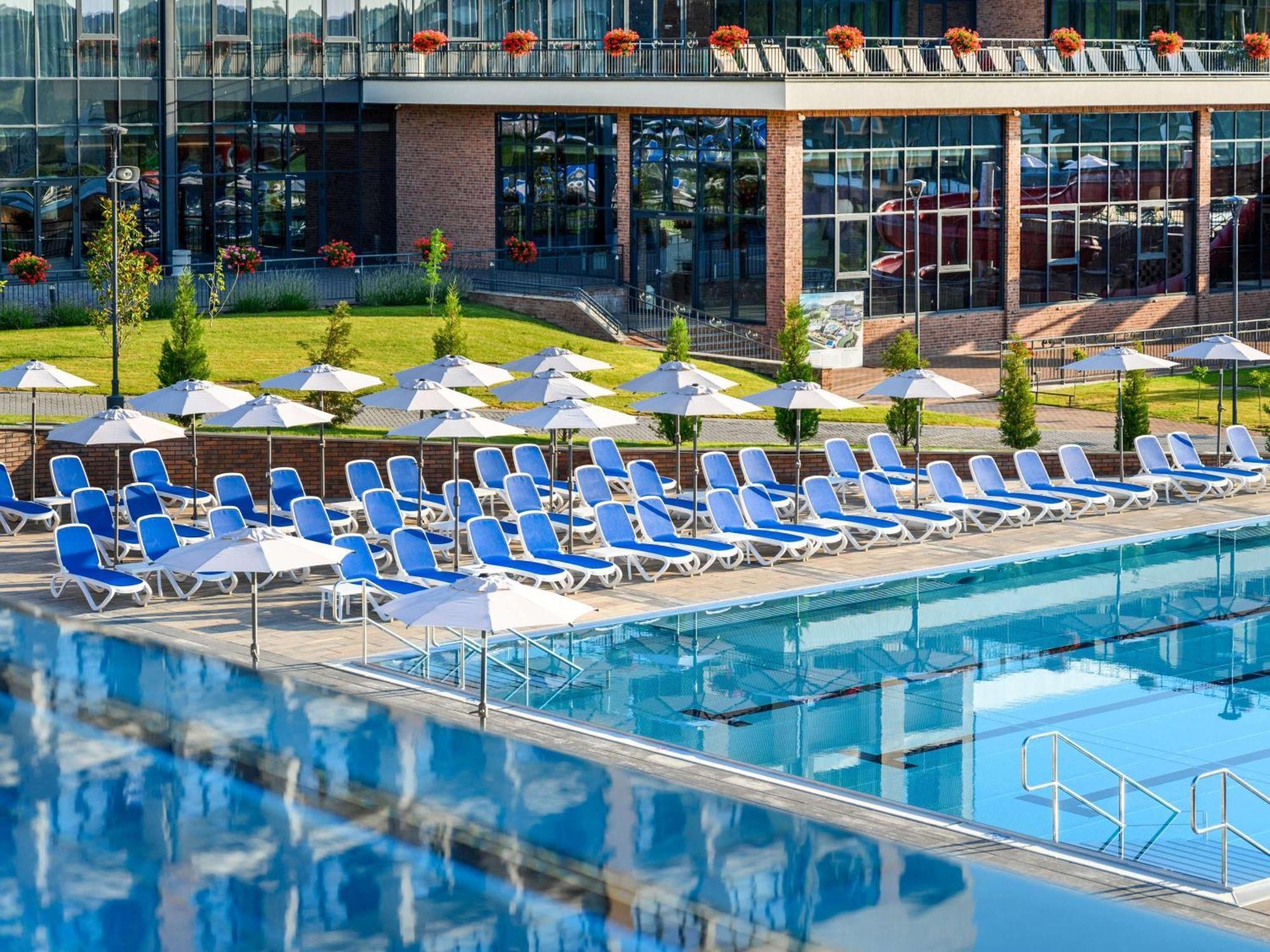 Movenpick Resort And Spa Fruske Terme Vrdnik Buitenkant foto